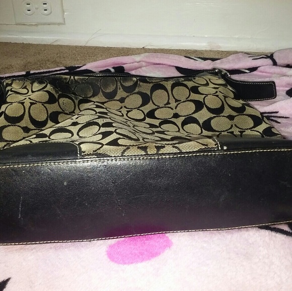 Coach purse - Picture 5 of 7